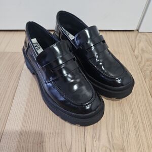 SOLD**Zara Women''s Black Loafers